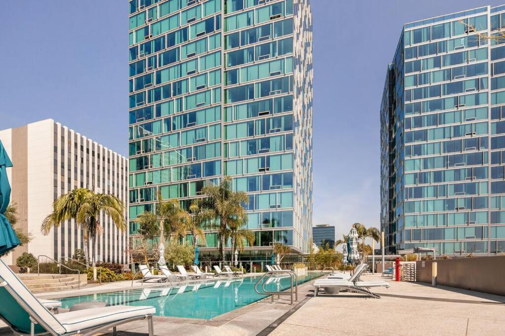Апартаменти Lovely Upscale High Rise Private Parking & Pool Лос-Анджелес Екстер'єр фото
