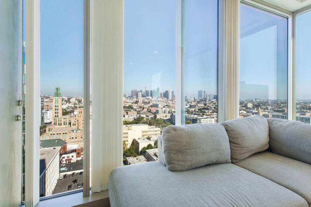 Апартаменти Lovely Upscale High Rise Private Parking & Pool Лос-Анджелес Екстер'єр фото