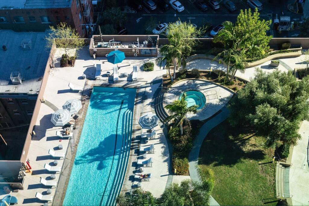Апартаменти Lovely Upscale High Rise Private Parking & Pool Лос-Анджелес Екстер'єр фото